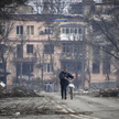 Kułeba: Mariupol może być czerwoną linią