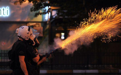 Trzy dni protestów odbiły się na notowaniach tureckiej giełdy. Główny indeks giełdy w Stambule, ISE 