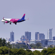 Wizz Air poinformował, że pasażerowie, których loty w piątek odwołano, otrzymają automatyczny zwrot 