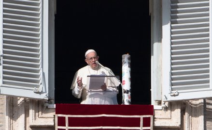 Papież Franciszek: Geje nie powinni być duchownymi