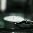 Polacy znów pokochali muzykę na winylach
