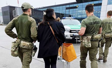 W sprawie z tego roku, gdzie występuje 1500 pokrzywdzonych na sumę 75 mln zł, grupą kierowały osoby 