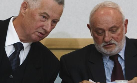 Po skandalu z wyborami samorządowymi do dymisji podali się m.in. przewodniczący PKW Stefan Jaworski 