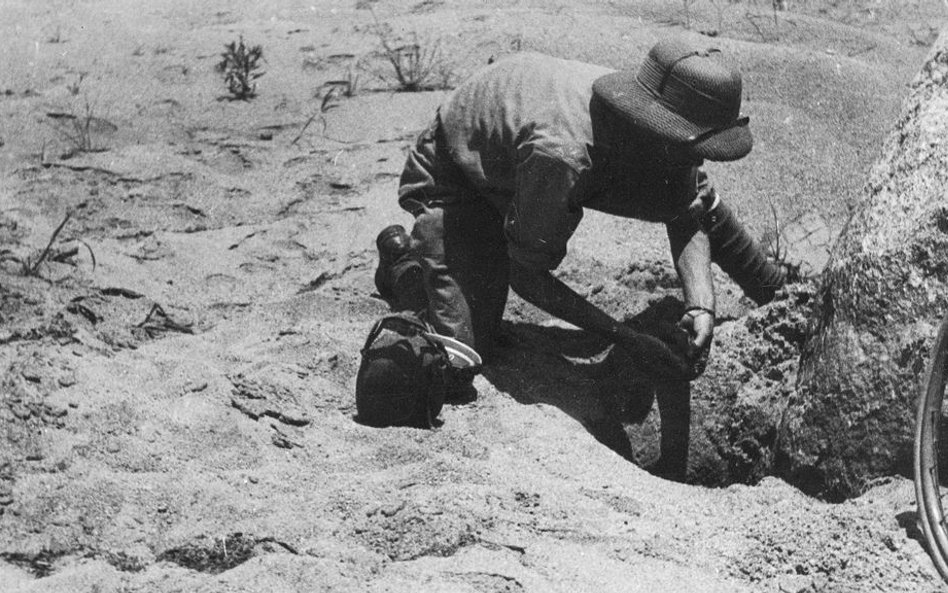 Rodezja 1934r., Brakuje wody, Nowak szuka źródła