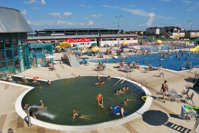 Termy Mszczonów znajdują się niecałe 50 km od centrum Warszawy