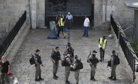 Izrael: Atak nożownika. Dwie osoby ranne, sprawca nie żyje