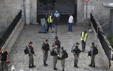 Izrael: Atak nożownika. Dwie osoby ranne, sprawca nie żyje
