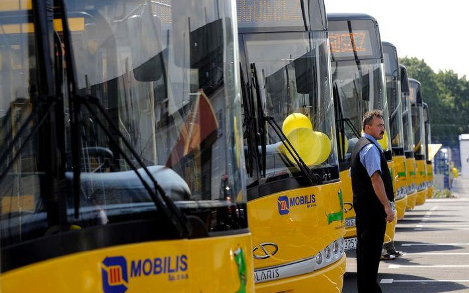 Głębokie spadki na rynku autobusów