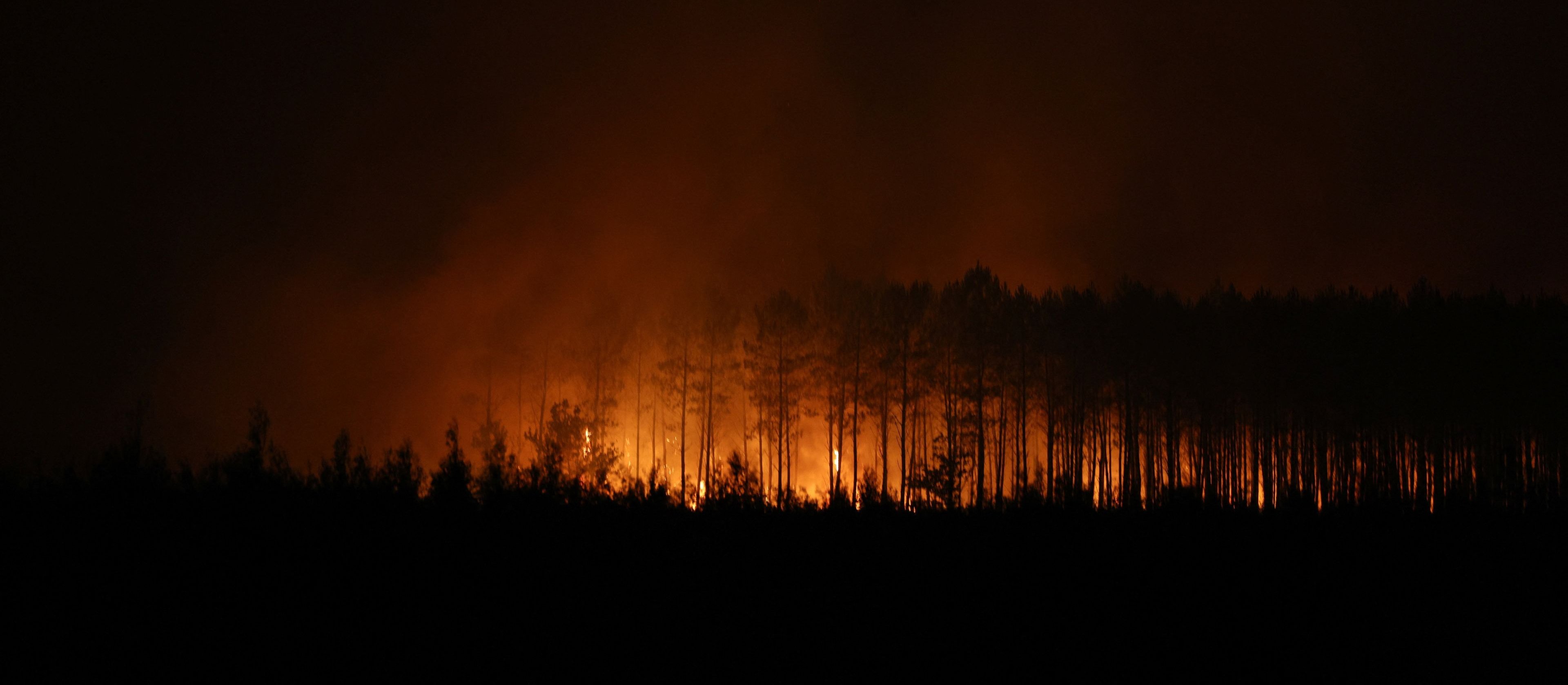 Pożary pustoszą Francję. W departamencie Żyrondy „wyjątkowo niebezpieczna” sytuacja