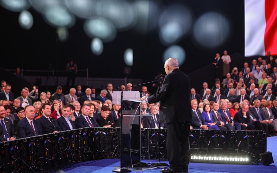 Kaczyński zapowiada objazd gmin. I dalsze prace nad programem