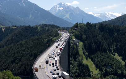 Turyści pojadą w Austrii tylko autostradą. Objazdy będą zamknięte