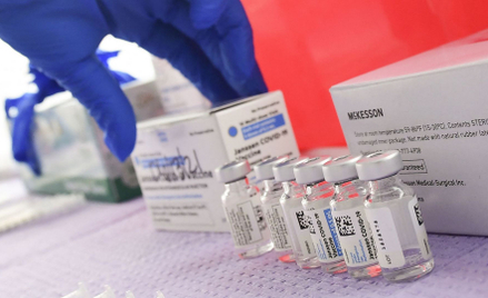Koronawirus. Fauci: Przerwa w stosowaniu szczepionki Johnson&Johnson może zaszkodzić