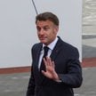 System może przetrwać dzięki skompromitowaniu przeciwników systemu. Taka myśl chodziła po głowie Emm