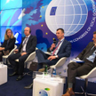 Po najnowsze technologie, które pozwalają sterować ruchem, oświetleniem, czy zużyciem energii, sięga