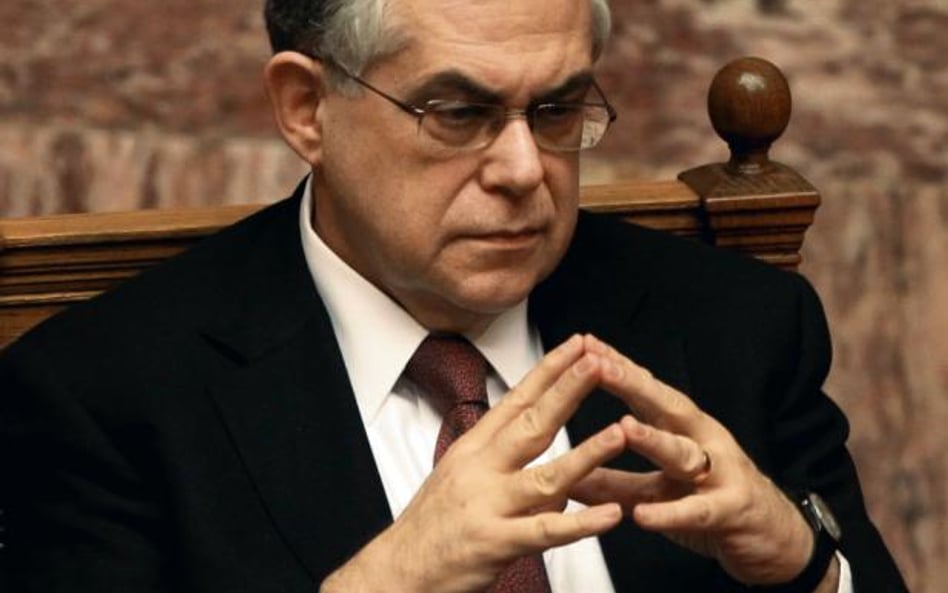 Grecki premier Lucas Papademos zdołał przepchnąć cięcia fiskalne w parlamencie. Fot. Bloomberg