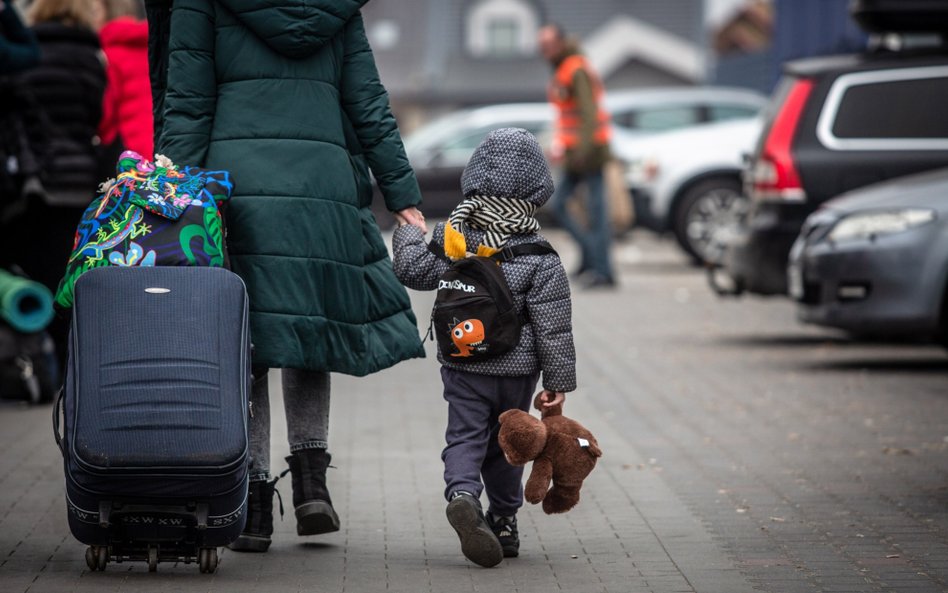 Bezprecedensowa skala pomocy dla uchodźców