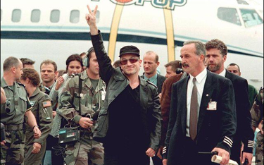 Kiedy Bono śpiewał na żywo „Miss Sarajewo"