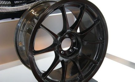 W sektorze motoryzacyjnym najwięcej transakcji dokonuje się w asortymencie, który łatwo wytypować be