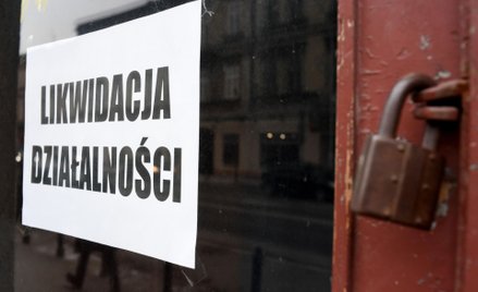 Rzeź małych sklepów w Polsce. Najszybciej znikają spożywcze