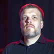 Adrian Zandberg: Państwa naprawdę nie powinny zachowywać się tak, jakby szczepionka to był prezent.