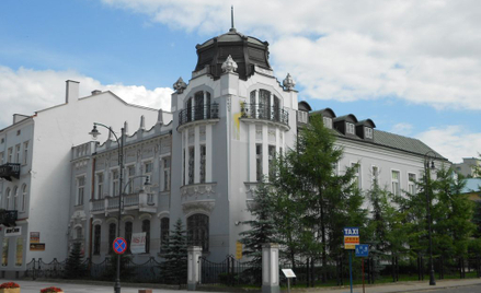 Secesyjny pałacyk rodziny Nowików, fabrykanckiego rodu produkującego nakrycia głowy.