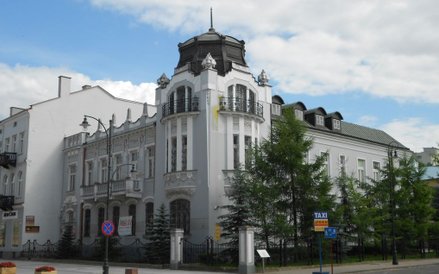 Secesyjny pałacyk rodziny Nowików, fabrykanckiego rodu produkującego nakrycia głowy.