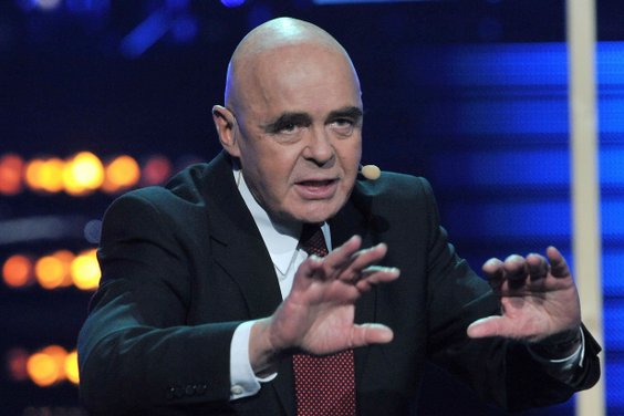 Stanisław Tym na 49. Krajowym Festiwalu Piosenki Polskiej, fotografia z 2 czerwca 2012 r.