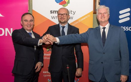 Na Dolnym Śląsku rusza współpraca przy budowie smart city (od lewej: Michał Koszałka, prezes Magenta
