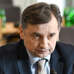 Poseł PiS Zbigniew Ziobro na posiedzeniu Komisji Regulaminowej, Spraw Poselskich i Immunitetowych w 