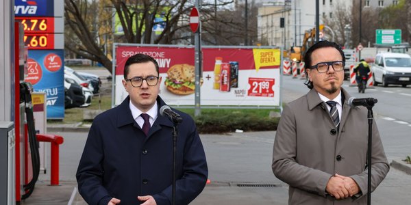 Pierwszy dzień cen maksymalnych. Miłosz Motyka: Dowieźliśmy, 1,2 zł mniej na litrze diesla