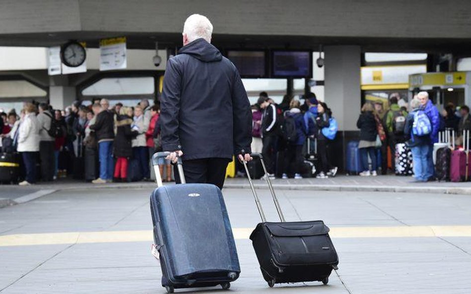 Lotniska w Berlinie wróciły do pracy