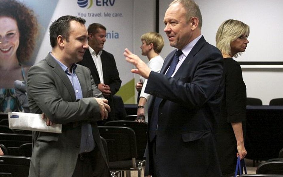 Artur Rezner, dyrektor sprzedaży w Mouzenidis Travel, poseł Jerzy Kozłowski