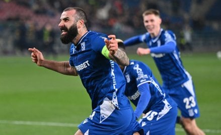 Zawodnik Lecha Poznań Mikael Ishak po zdobyciu bramki z rzutu karnego na 2:0 podczas rewanżowego mec