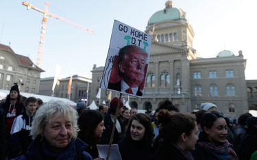 Szwajcaria: Alterglobaliści wyszli na ulice. Nie chcą Trumpa