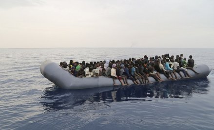 Liczba imigrantów próbujących dotrzeć przez Libię do Włoch zwiększyła się znacznie od początku 2017 