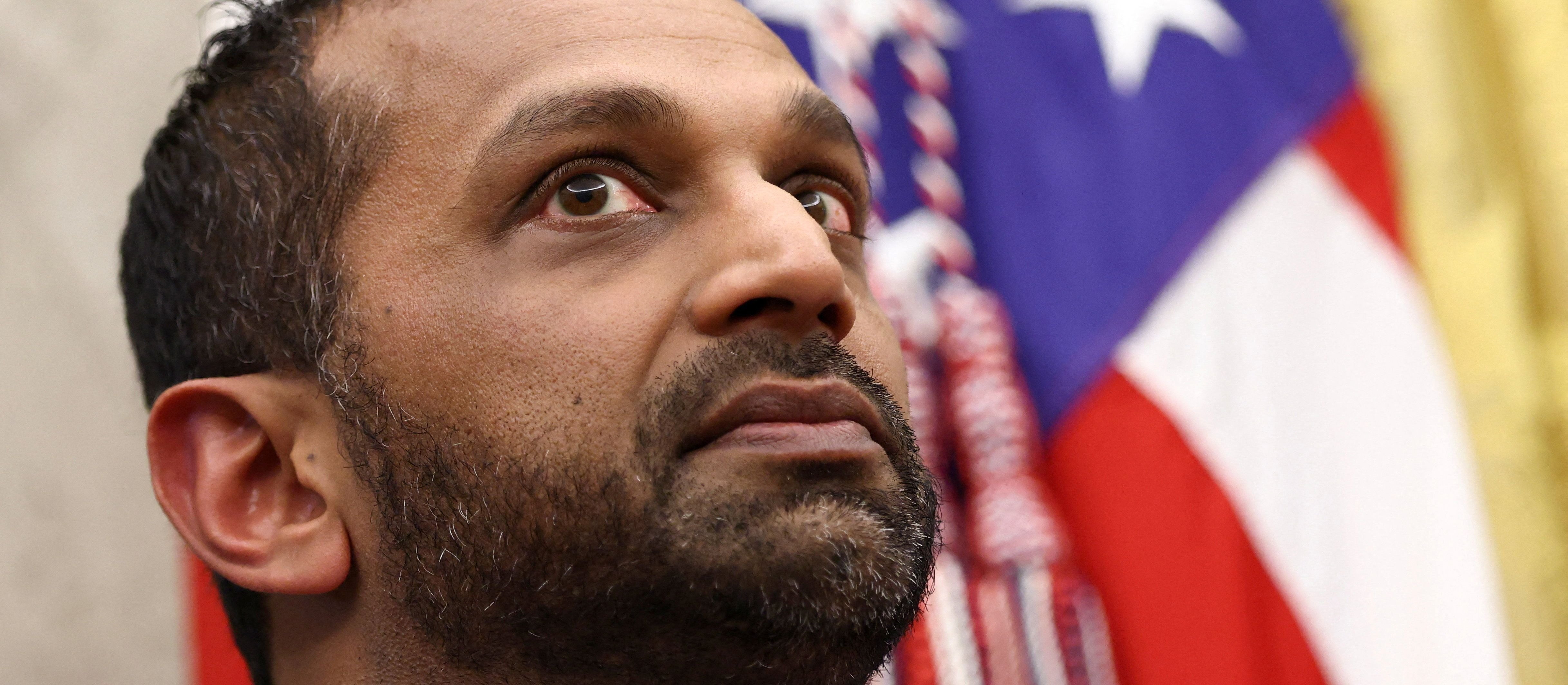 Nieoficjalnie: Tajna misja szefa FBI w Chinach. Nikt o niej nie informował