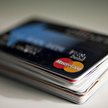 Zysk MasterCard mocno w górę, ale akcje tanieją