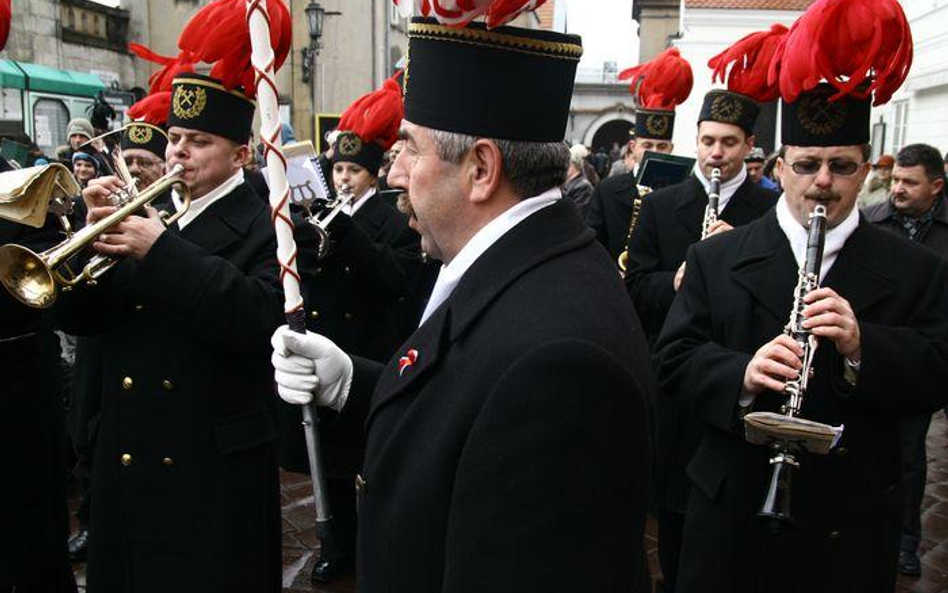 Kopalnie polują na kadry