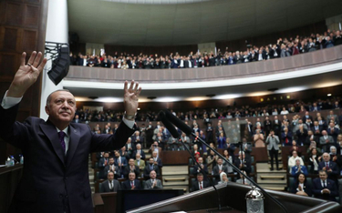 Erdogan grozi atakami na wojska Asada w całej Syrii