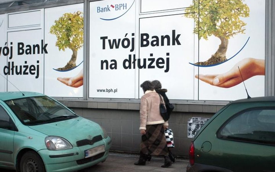 Polska jest cały czas rajem dla banków