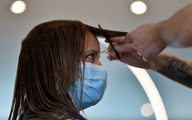 Missouri: Kolejny zakażony fryzjer. Łącznie narażono 140 klientów