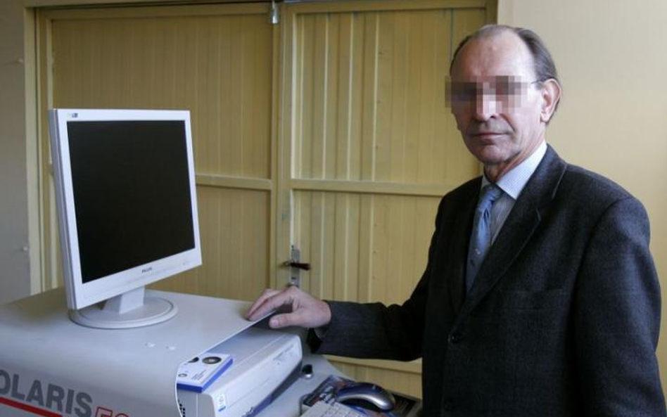Szef powinien refundować szkła kontaktowe