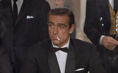 Sean Connery jako James Bond w filmie "Dr. No"