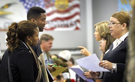 Słabe dane z amerykańskiego rynku pracy