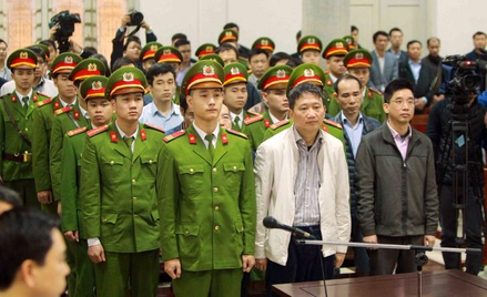 Trinh Xuan Thanh, drugi z prawej na dole, dowiaduje się, że spędzi resztę życia w więzieniu