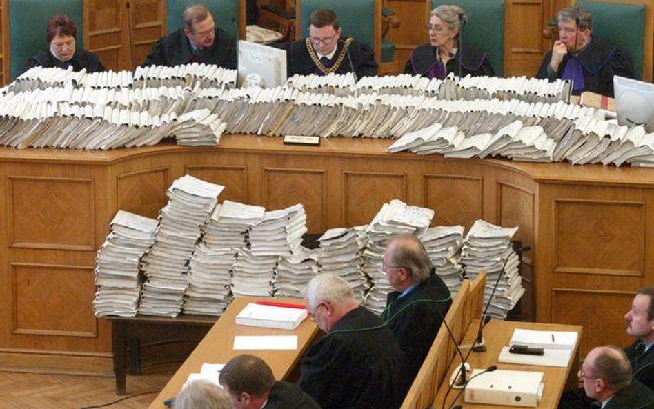 Sędziowie szukają sposobu na poprawę warunków pracy