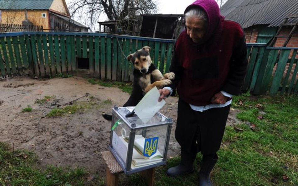 Przezroczyste urny wprowadzono m.in. na Ukrainie, by zapobiec fałszerstwom wyborczym.