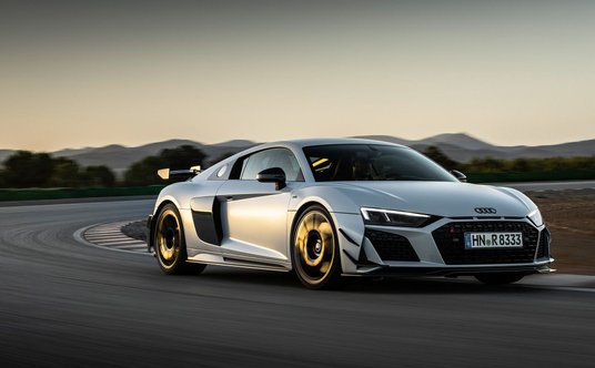 Audi R8 GT RWD