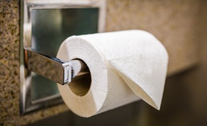 Połowa opłat za mieszkanie w kosztach. A papier toaletowy w całości