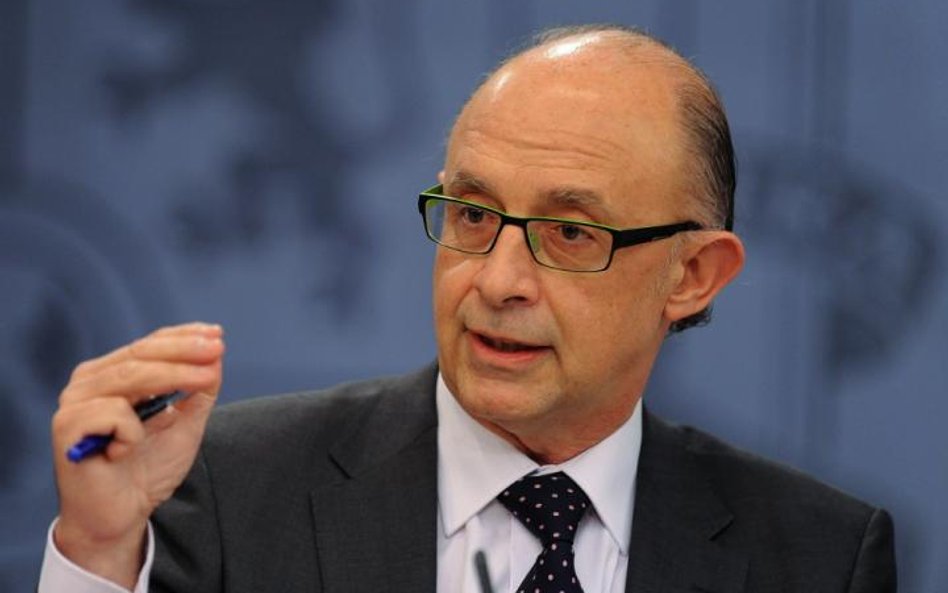 Choć we wtorek rynkowa presja na Hiszpanię zmalała, Cristobal Montoro, hiszpański minister gospodark